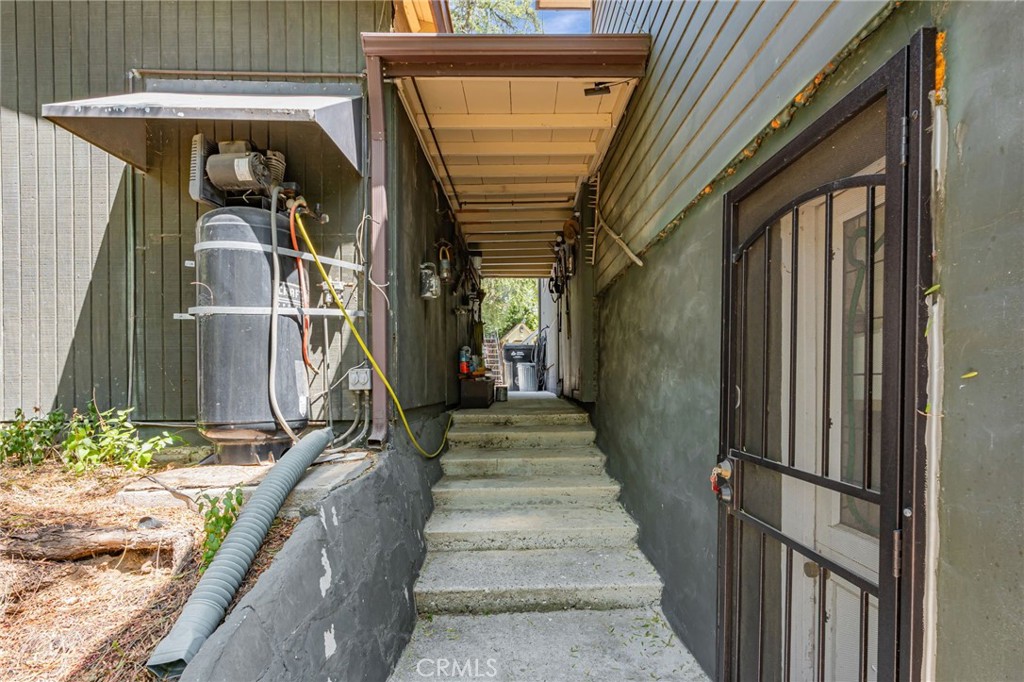 1126 Katherine Road Simi Valley, CA 93063 - Photo 37 of 66 a view of a pathway of the house