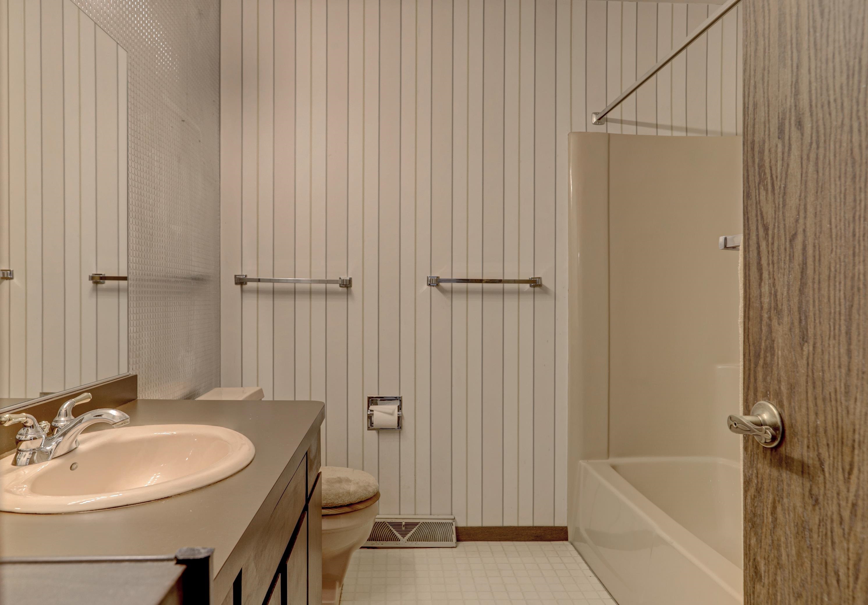 2916 North Rankin Street Appleton, WI 54911 - Photo 15 of 22