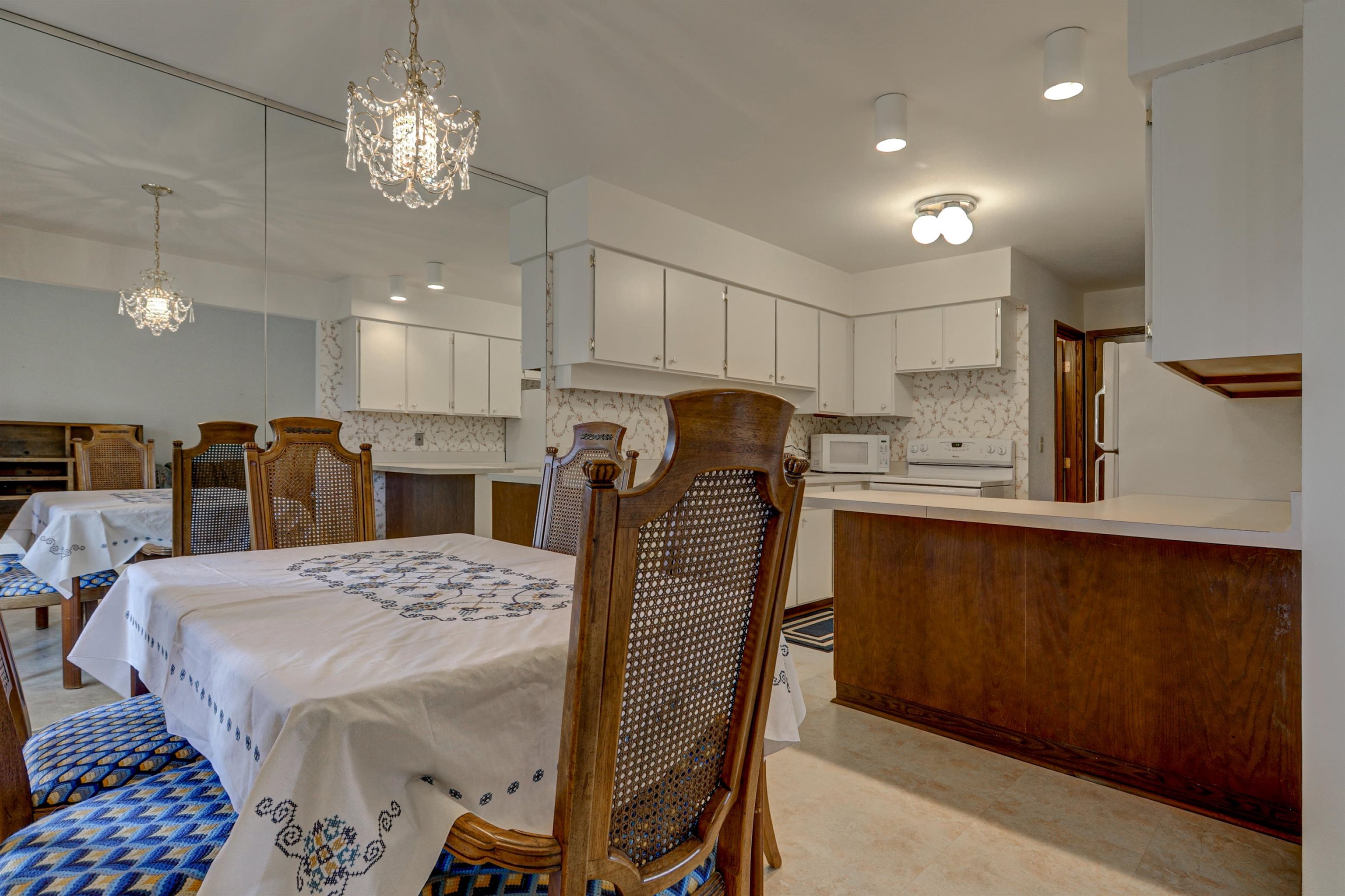 2916 North Rankin Street Appleton, WI 54911 - Photo 9 of 22