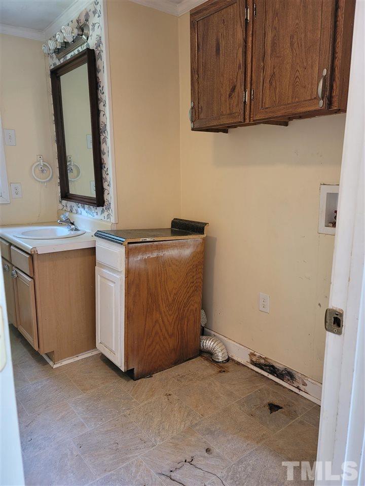 1555 Timothy Road Dunn, NC 28334 - Photo 11 of 19 Gallery Image 11