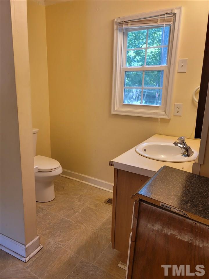 1555 Timothy Road Dunn, NC 28334 - Photo 12 of 19 Gallery Image 12
