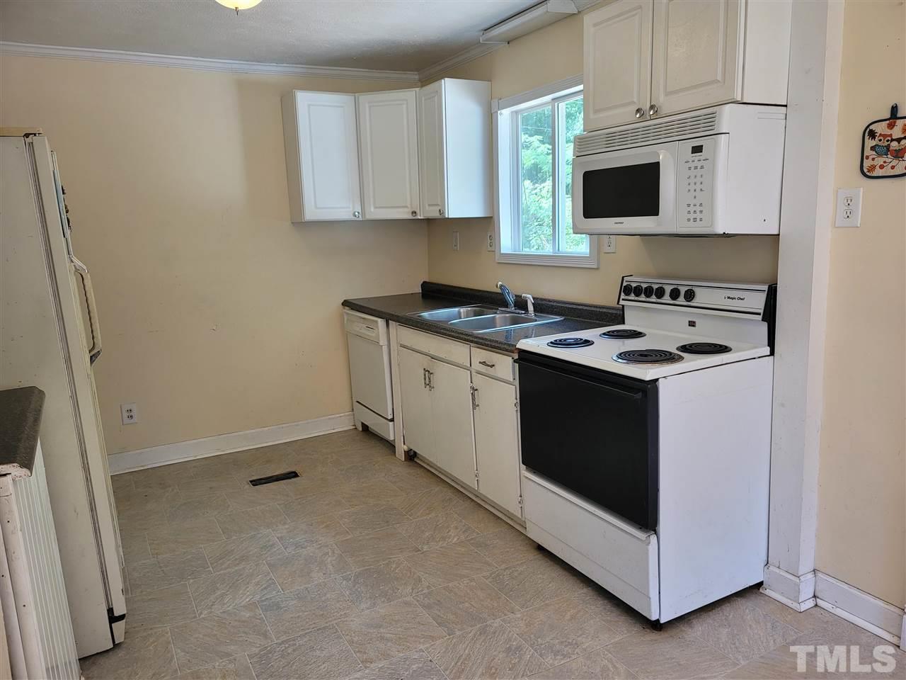 1555 Timothy Road Dunn, NC 28334 - Photo 16 of 19 Gallery Image 16