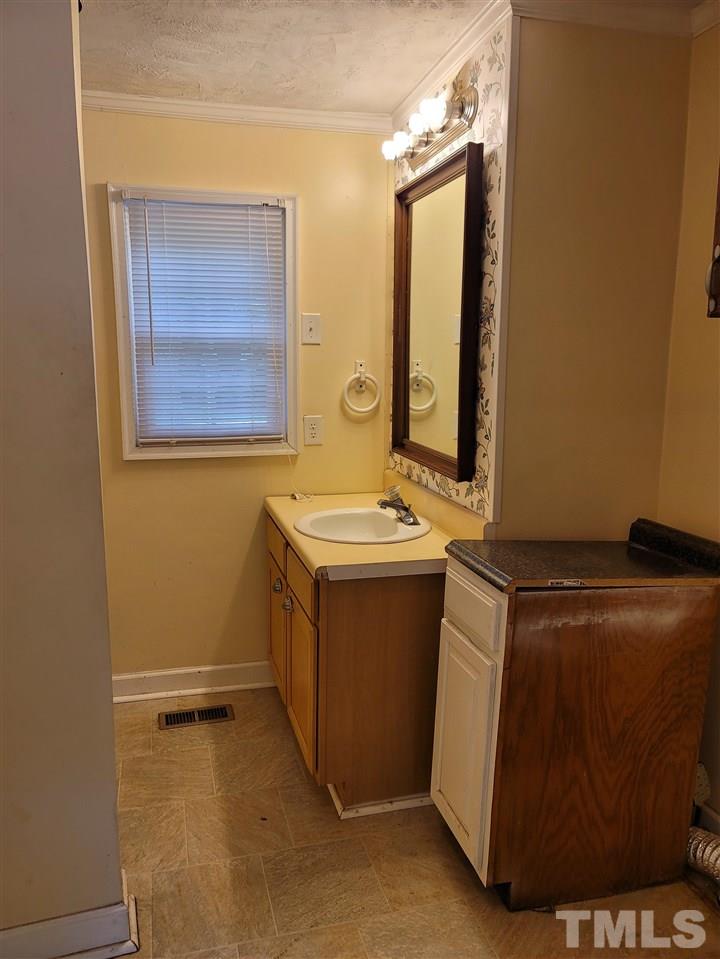 1555 Timothy Road Dunn, NC 28334 - Photo 18 of 19 Gallery Image 18