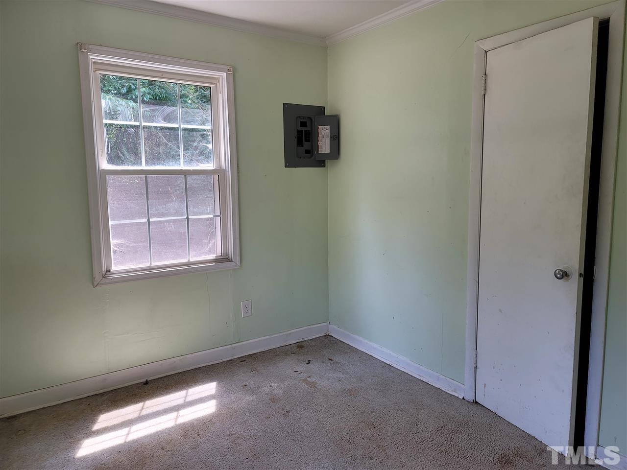 1555 Timothy Road Dunn, NC 28334 - Photo 9 of 19 Gallery Image 9