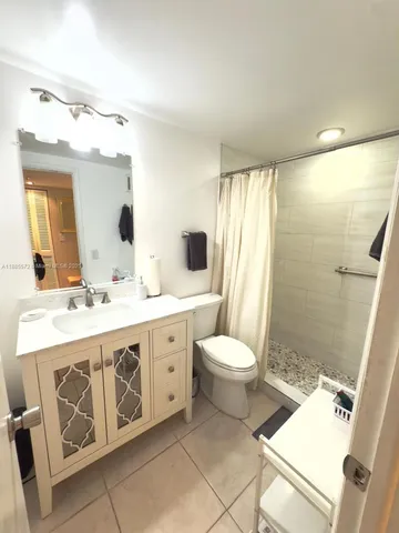 $320,000 | 13700 Southwest 62nd Street, Unit 250, Miami, FL 33183