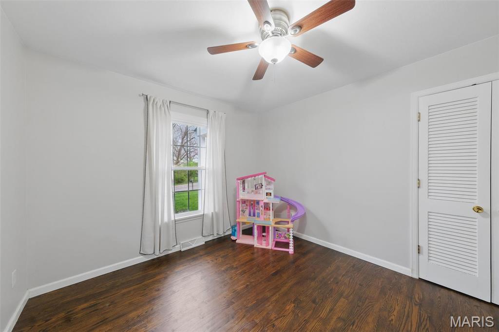 348 Providence Road Ballwin, MO 63011 - Photo 26 of 32