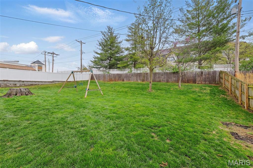 348 Providence Road Ballwin, MO 63011 - Photo 32 of 32