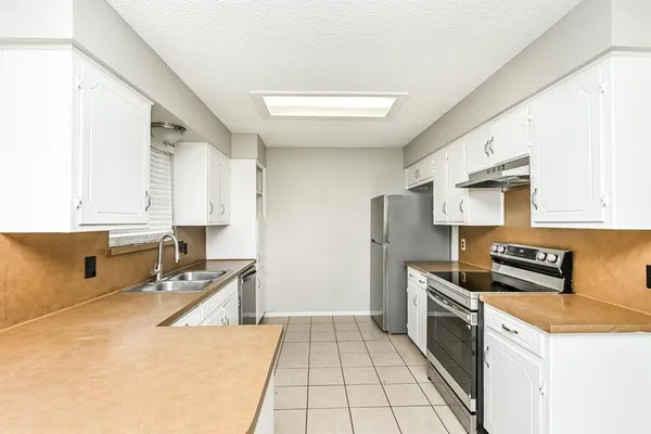 $1,895 | 7508 Evergreen Drive, Watauga, TX 76148