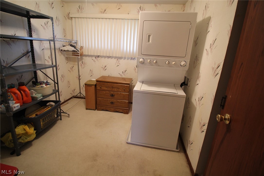 7930 Royal Ridge Drive Parma, OH 44129 - Photo 14 of 24 10' x 9' BEDROOM IS CURRENTLY USED AS A FIRST FLOOR LAUNDRY ROOM. MAY BE CONVERTE BACK INTO A BEDROOM
