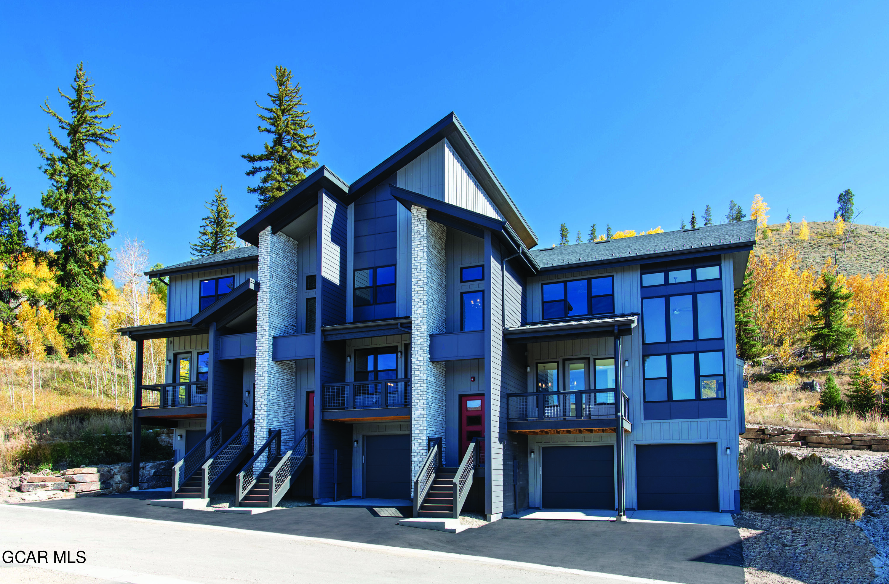 186 Homestead Loop Fraser, CO 80442 - Photo 6 of 29 a front view of a house