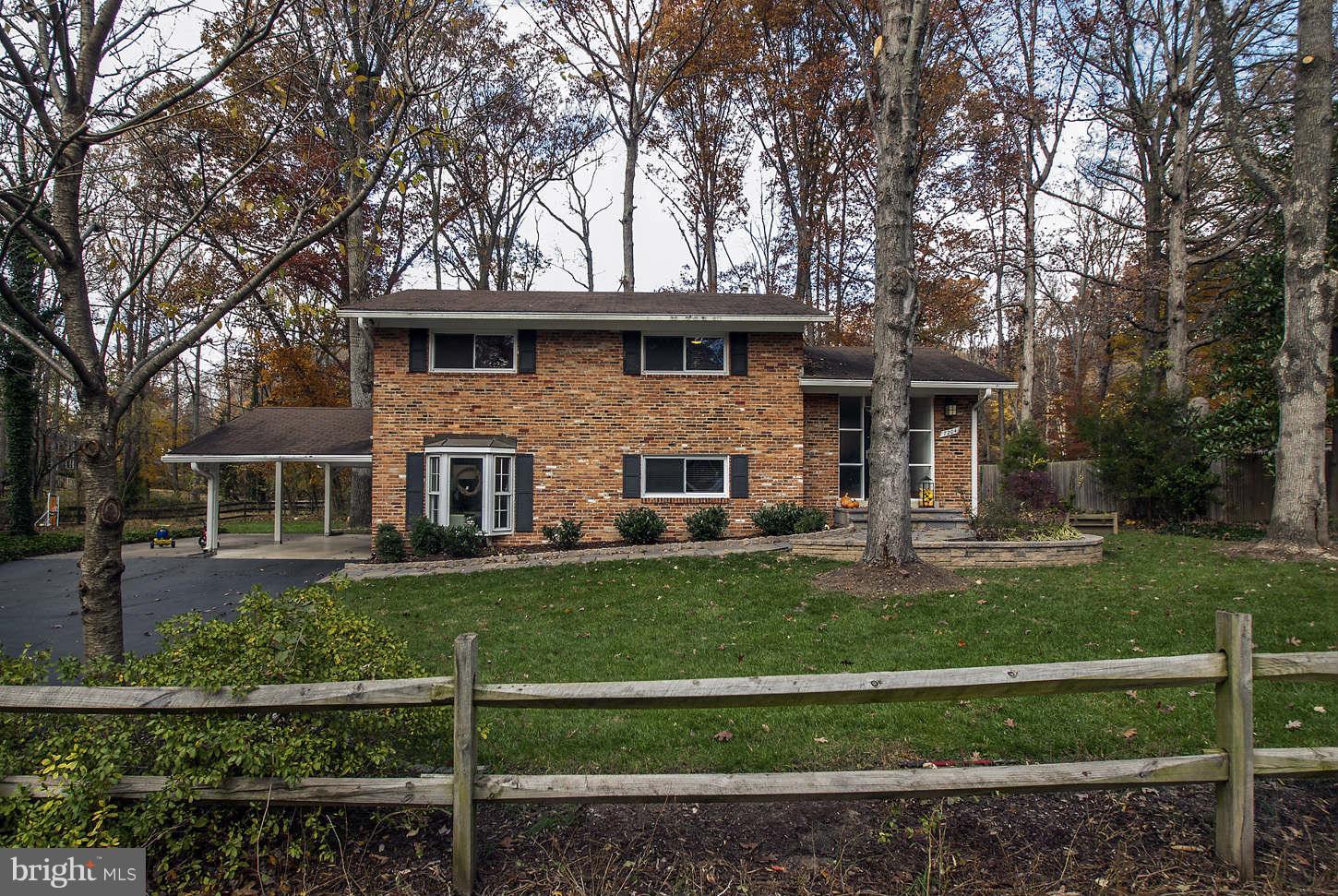 7204 Homestead Place Springfield, VA 22151 - Photo 3 of 25 Exterior (Front)