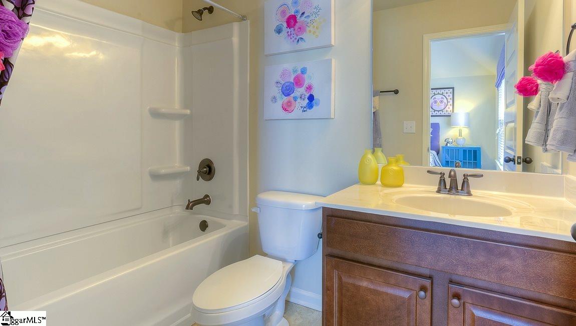 4 Shadywood Place Simpsonville, SC 29681 - Photo 5 of 36