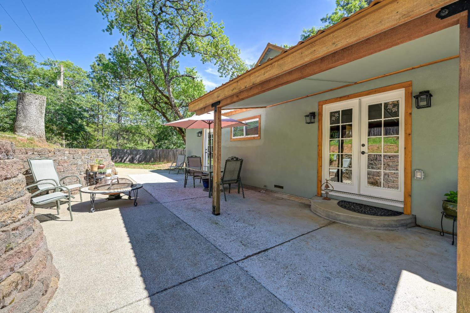 3240 Lone Star Mine Road Placerville, CA 95667 - Photo 48 of 59 a view of backyard with outdoor seating and plants