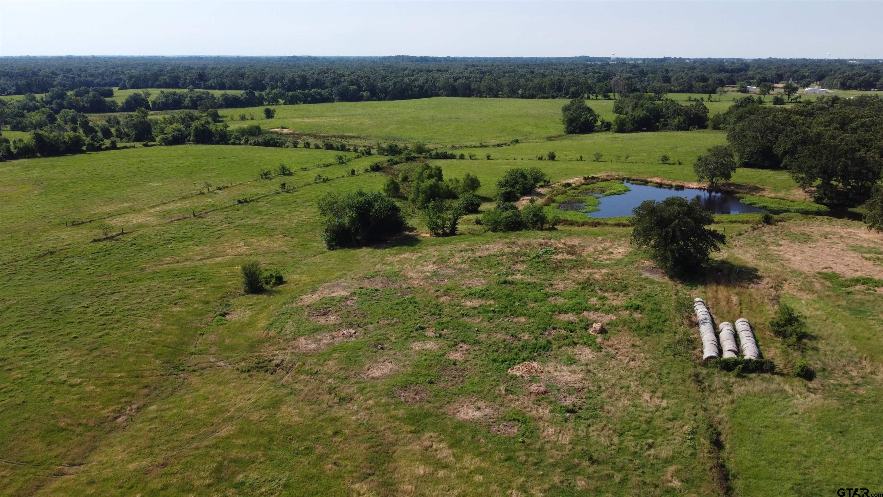 370 Rs Cr Emory, TX 75440 - Photo 6 of 9 a view of a field with an ocean
