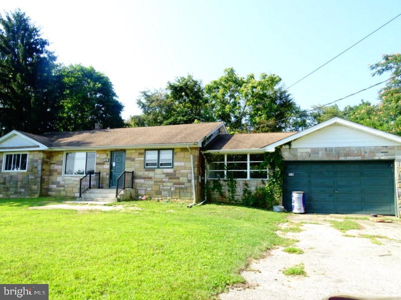 154 Blue Anchor Road Sicklerville, NJ 08081 - Photo 3 of 13