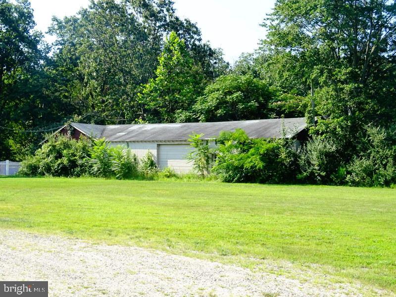 154 Blue Anchor Road Sicklerville, NJ 08081 - Photo 7 of 13