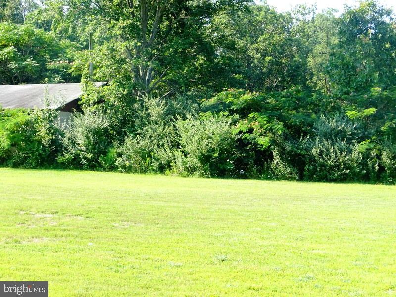 154 Blue Anchor Road Sicklerville, NJ 08081 - Photo 9 of 13