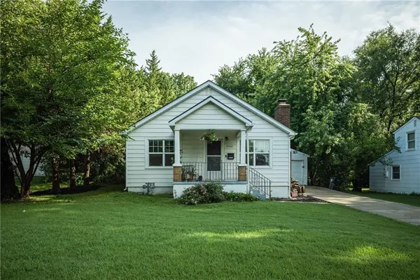 $135,000 | 9700 East 66th Street, Raytown, MO 64133