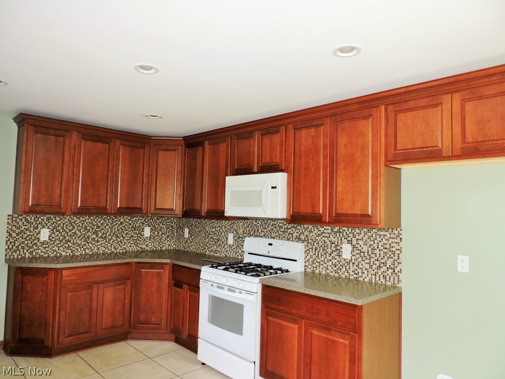 451 Meadowlane Road Independence, OH 44131 - Photo 15 of 25 Kitchen