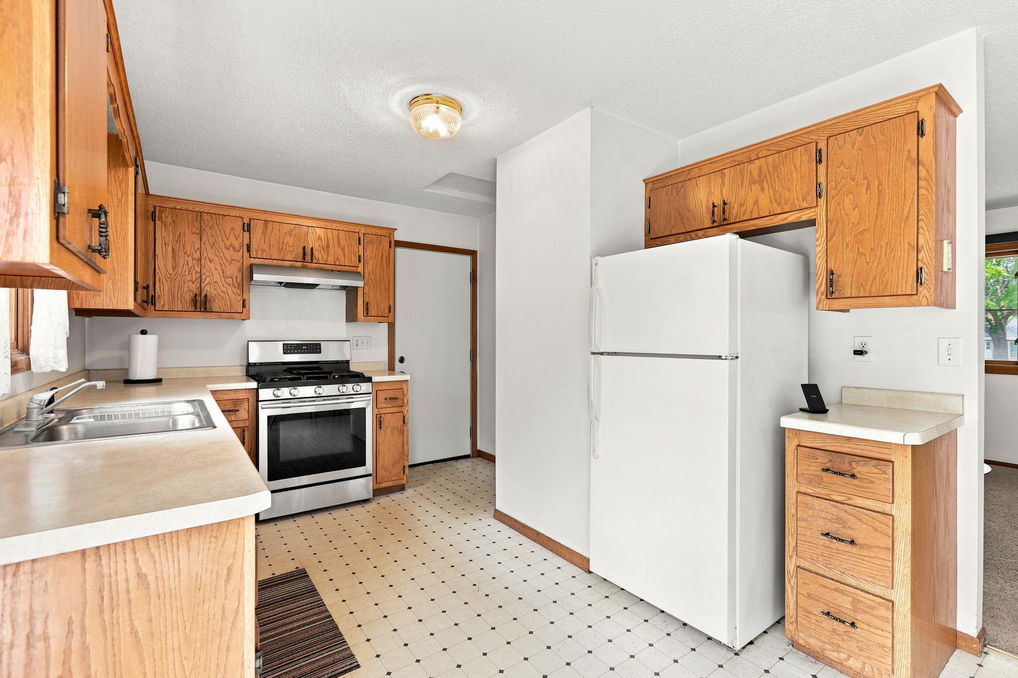 19 Heights Road Northwest St. Michael, MN 55376 - Photo 8 of 22 Gallery Image 8