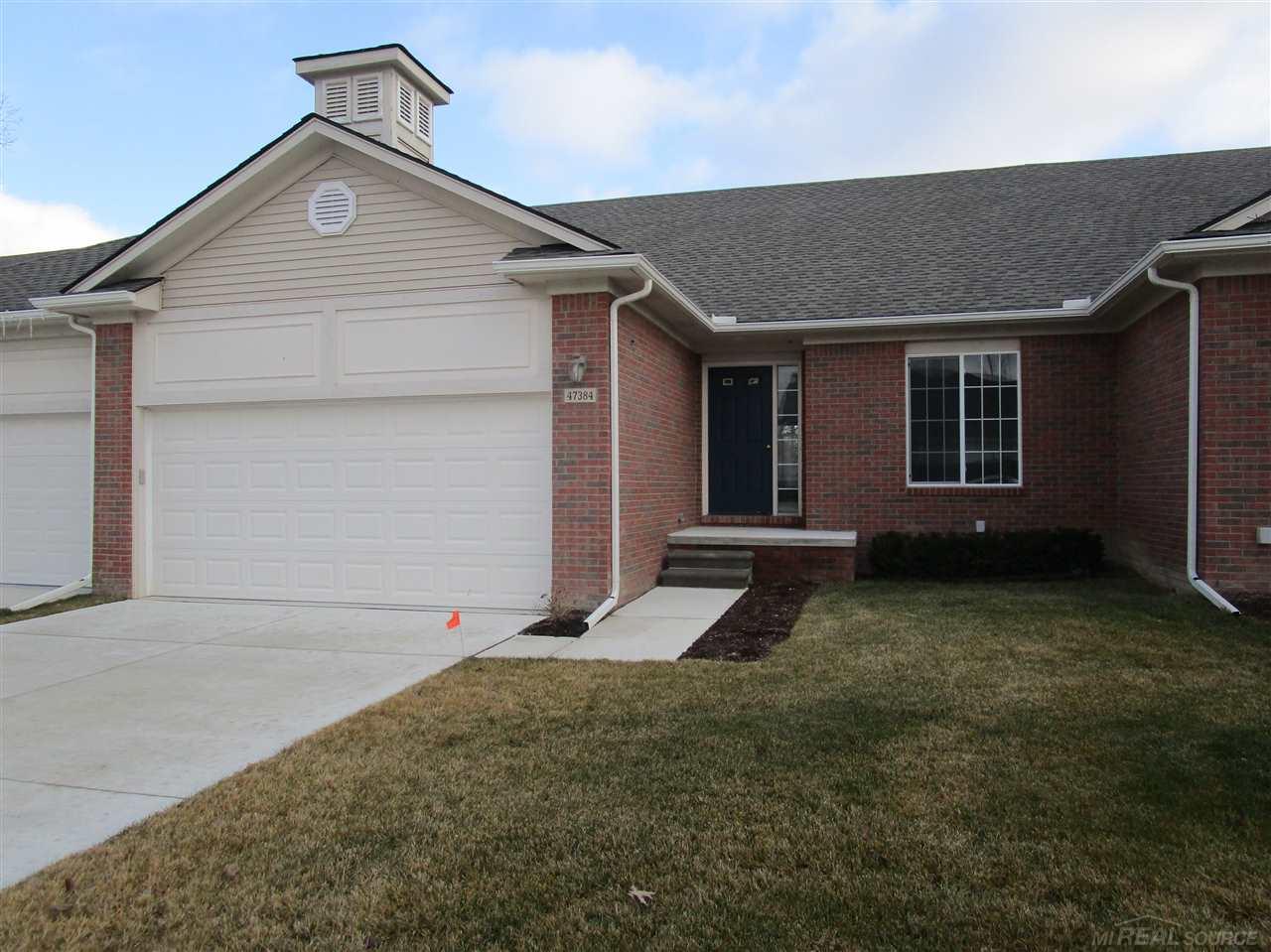 47384 Mariners New Baltimore, MI 48051 - Photo 1 of 19