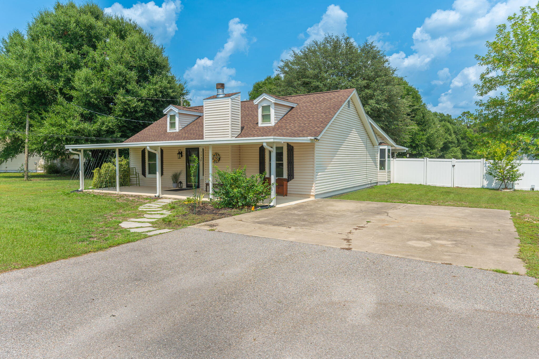 104 Stephens Lane Crestview, FL 32539 - Photo 2 of 41 2-web-or-mls-104-stephens-ln