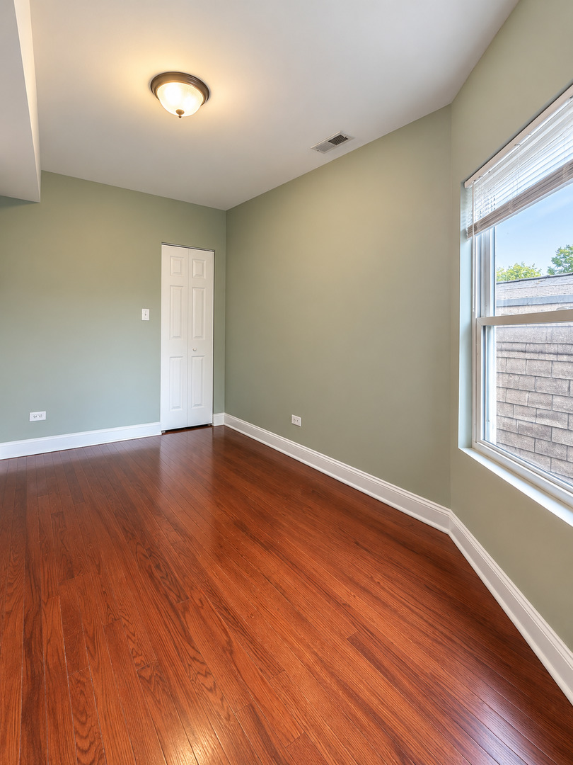 4852 West Rice Street, Unit 2 Chicago, IL 60651 - Photo 11 of 18 Gallery Image 11