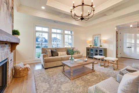 $2,069,900 | 304 54th Avenue North, Nashville, TN 37209