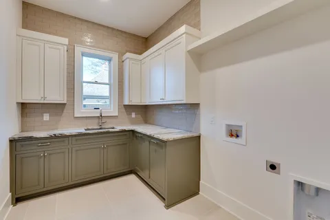 $2,069,900 | 304 54th Avenue North, Nashville, TN 37209