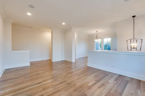 $2,069,900 | 304 54th Avenue North, Nashville, TN 37209