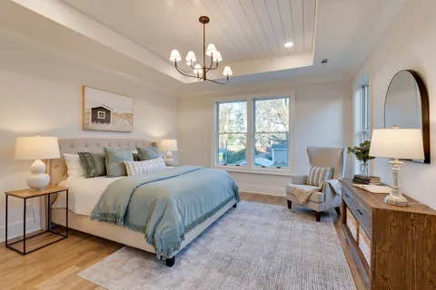 $2,069,900 | 304 54th Avenue North, Nashville, TN 37209