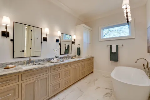 $2,069,900 | 304 54th Avenue North, Nashville, TN 37209