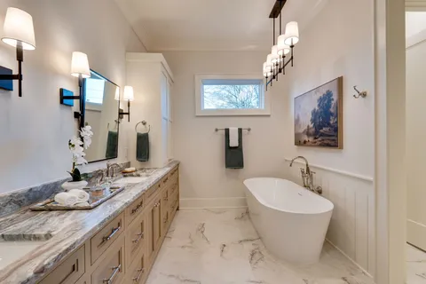 $2,069,900 | 304 54th Avenue North, Nashville, TN 37209