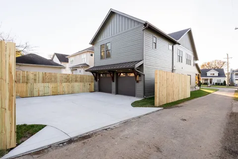 $2,069,900 | 304 54th Avenue North, Nashville, TN 37209