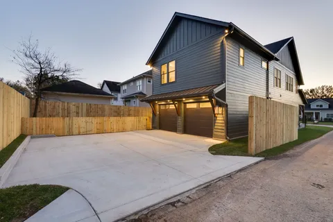 $2,069,900 | 304 54th Avenue North, Nashville, TN 37209