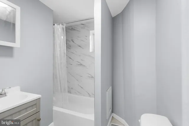 $1,650 | 707 Royden Street, Camden, NJ 08103