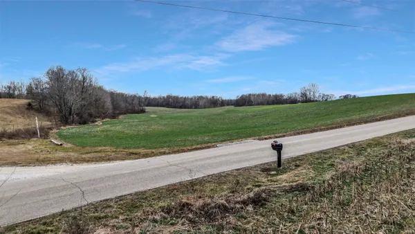 $400,000 | Carithers Road, Princeton, IN 47670