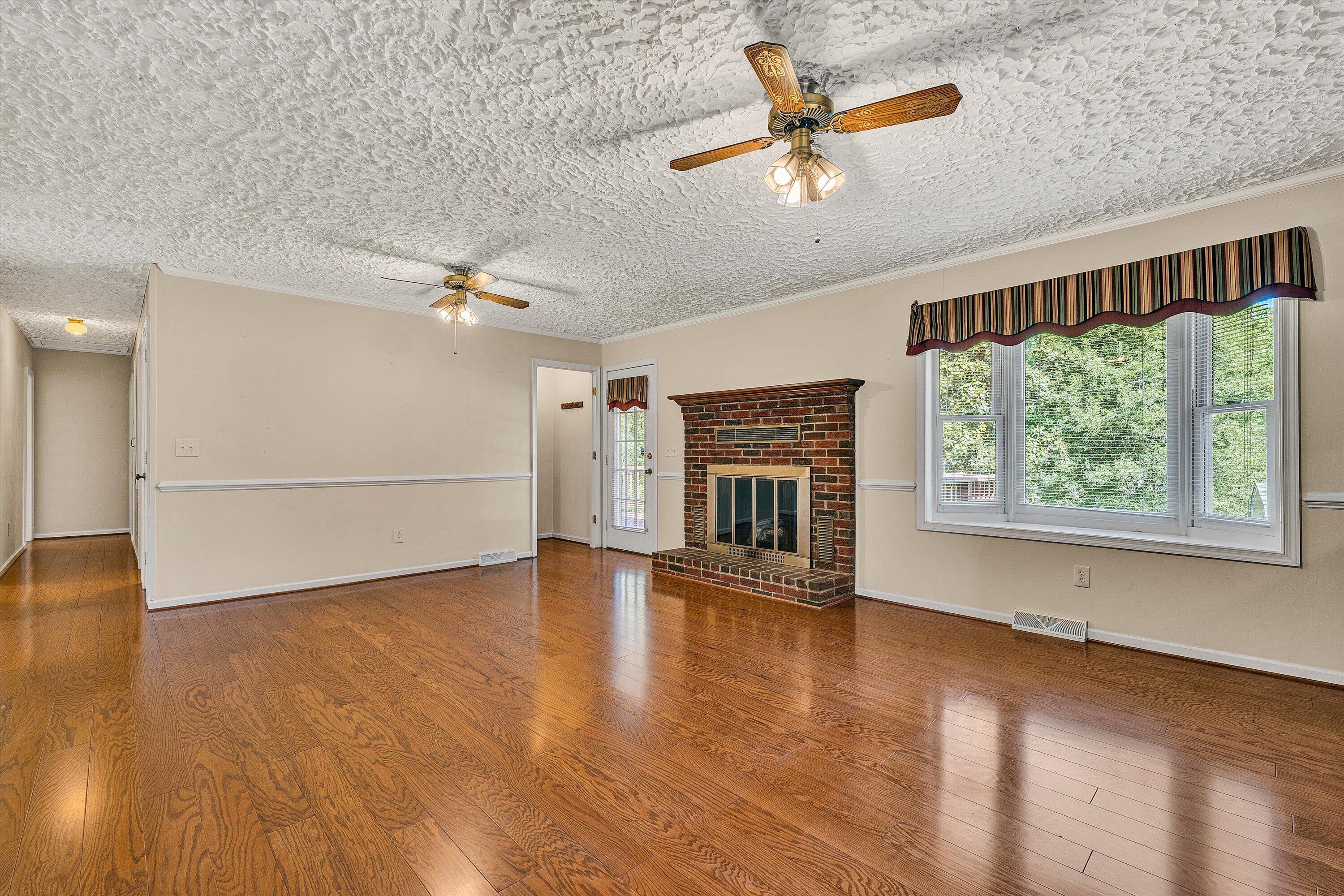 6244 North Barrens Road Roanoke, VA 24019 - Photo 14 of 40 14-SGP-08164