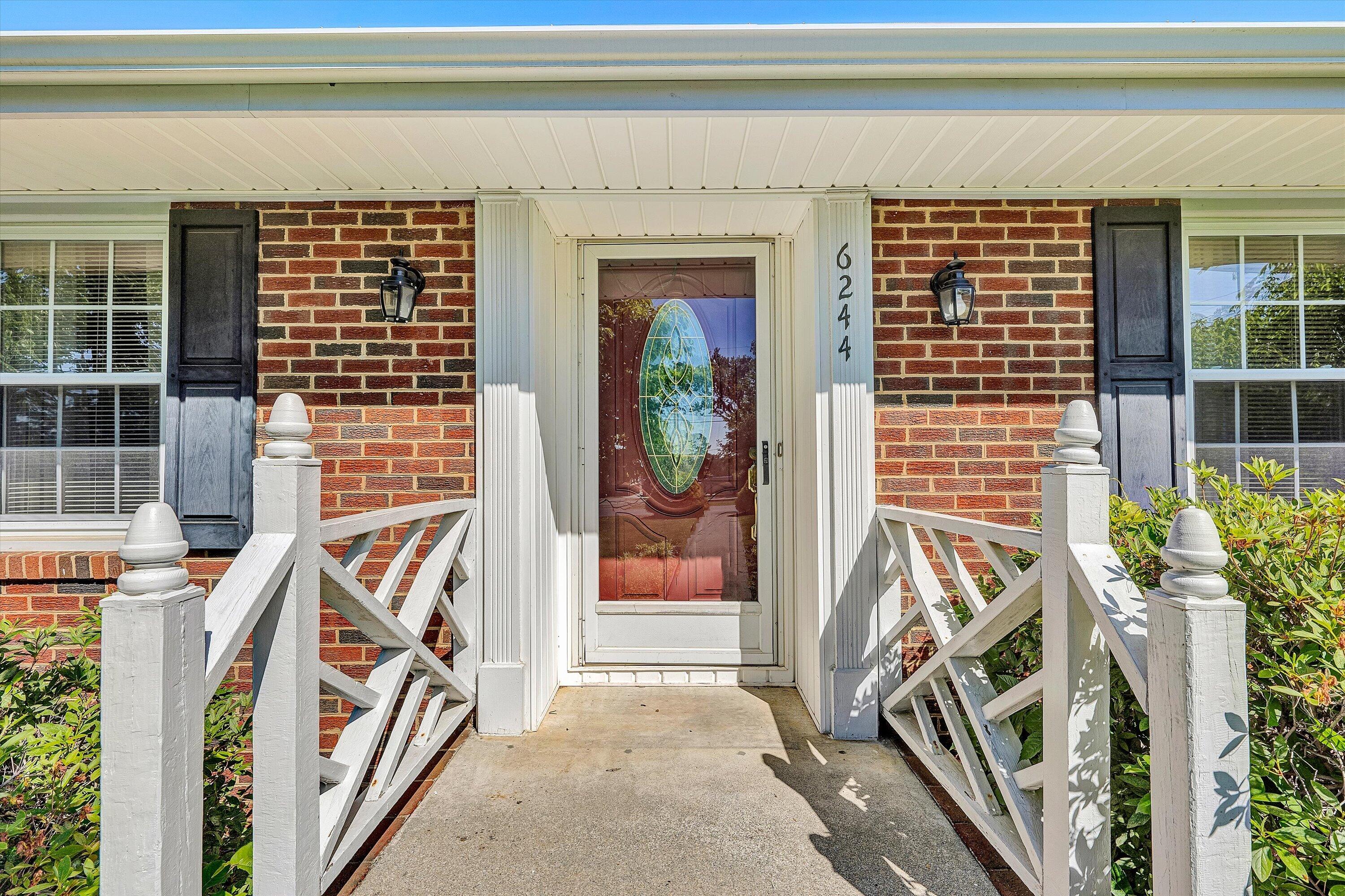 6244 North Barrens Road Roanoke, VA 24019 - Photo 4 of 40 04-SGP-08257