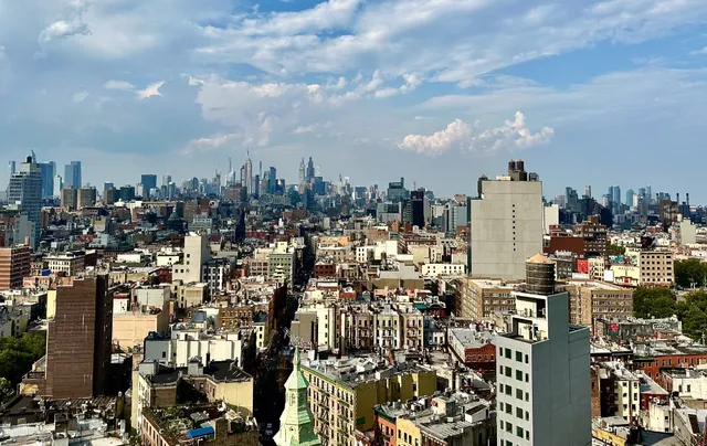 $525,000 | 180 Park Row, Unit 25E | Civic Center