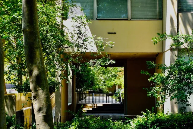 $525,000 | 180 Park Row, Unit 25E | Civic Center