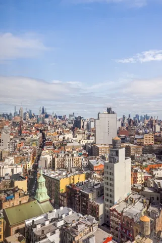 $525,000 | 180 Park Row, Unit 25E | Civic Center