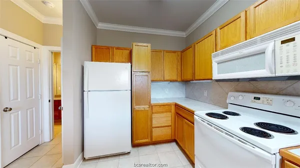 $675 | 801 Luther Street West, Unit 1105 ROOM B, College Station, TX 77840