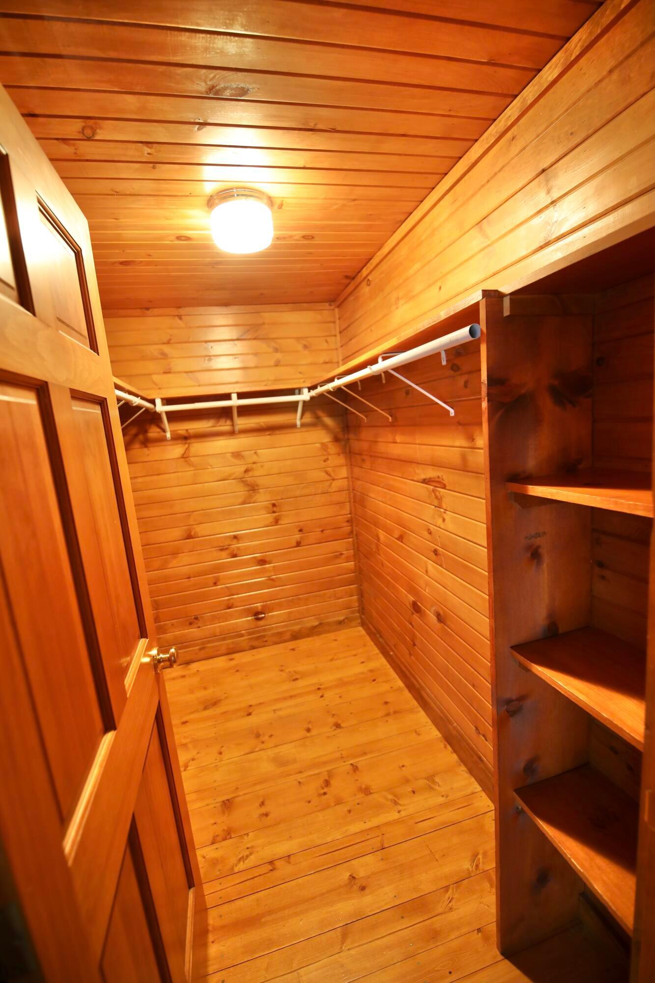 538 Armstrong Road Delaware, OH 43015 - Photo 58 of 109 master walk in closet