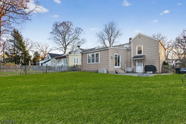 a house view with a outdoor space