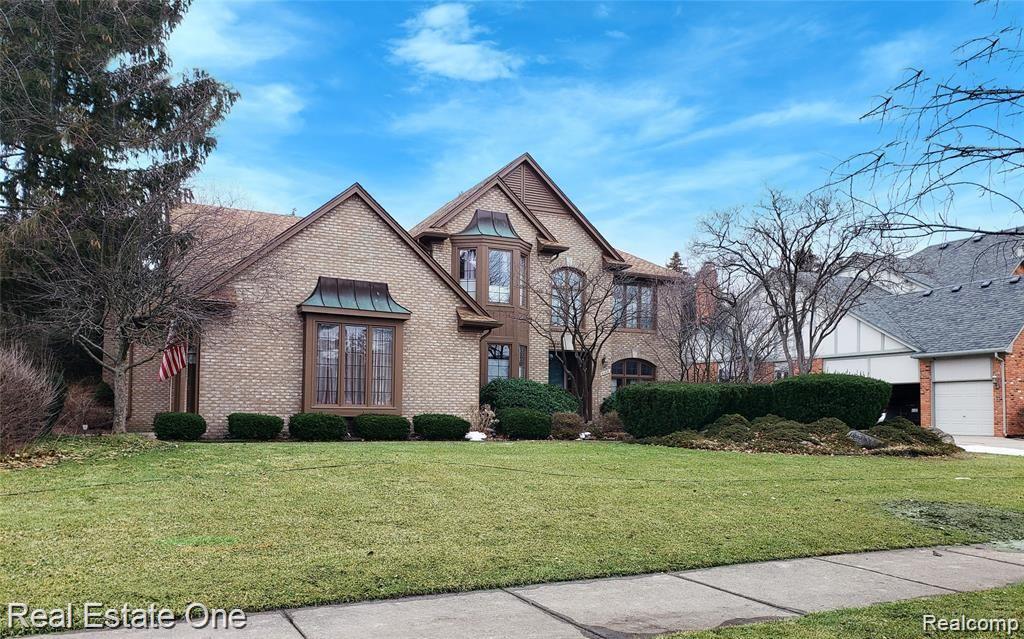 6169 Country Ridge Drive Troy, MI 48098 - Photo 1 of 25 countryridgefront.jpg