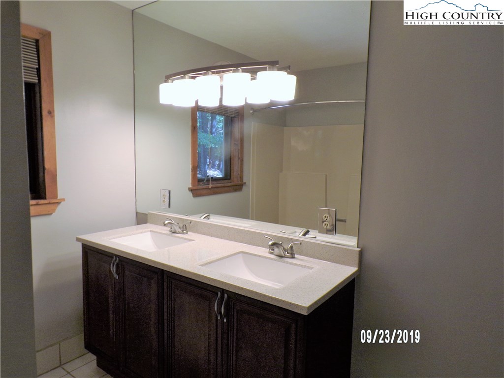 534 Herb Thomas Road Sugar Grove, NC 28679 - Photo 29 of 50 Gallery Image 29