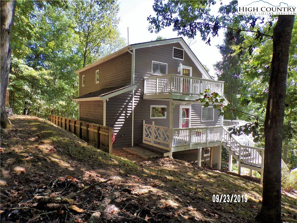 534 Herb Thomas Road Sugar Grove, NC 28679 - Photo 3 of 50 Gallery Image 3