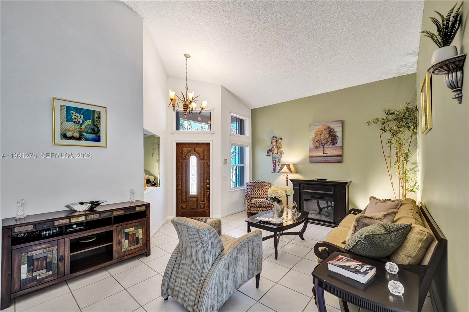 1080 Briar Ridge Road Weston, FL 33327 - Photo 9 of 39 Gallery Image 9