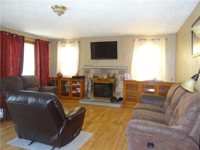 96 United Road Mount Pleasant, PA 15666 - Photo 2 of 18 Living Room.